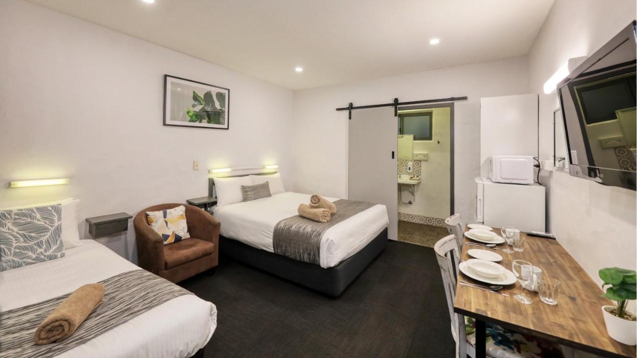 Parkes Federation Motel エクステリア 写真